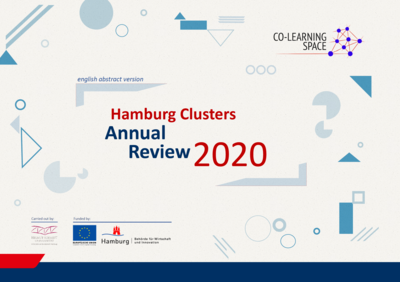 Titel des Dokuments: "Hamburg Clusters Annual Review 2020". Es handelt sich um die englische Abstract-Version. Das Design umfasst geometrische Formen in verschiedenen Farben und eine Hinweiszeile über Finanzierung und Durchführung.
